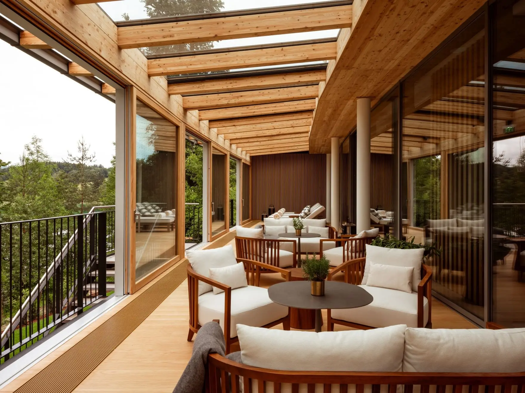 RWFSL_Facilities_Spa_AsayaSpa_Wintergarden