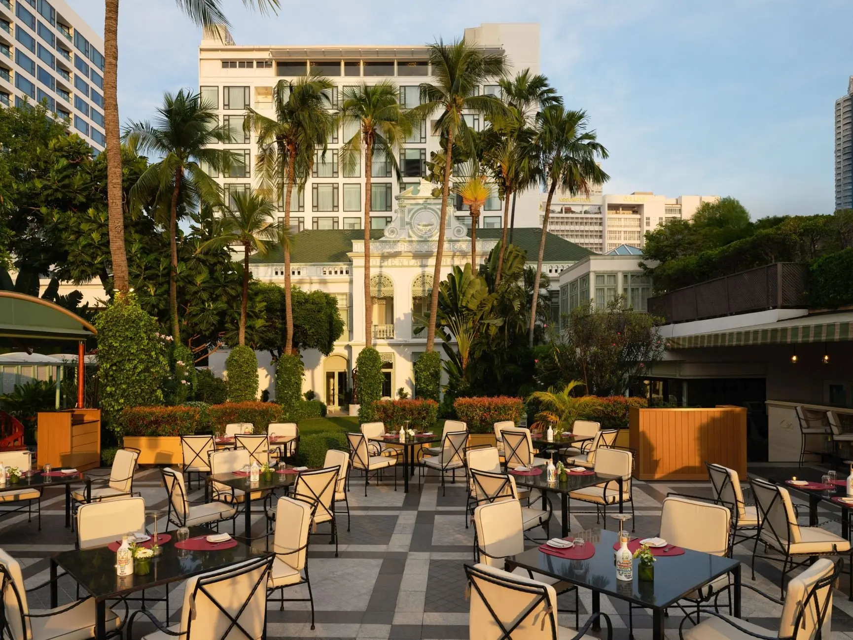 bangkok-dine-ciao-terrazza-hero-01