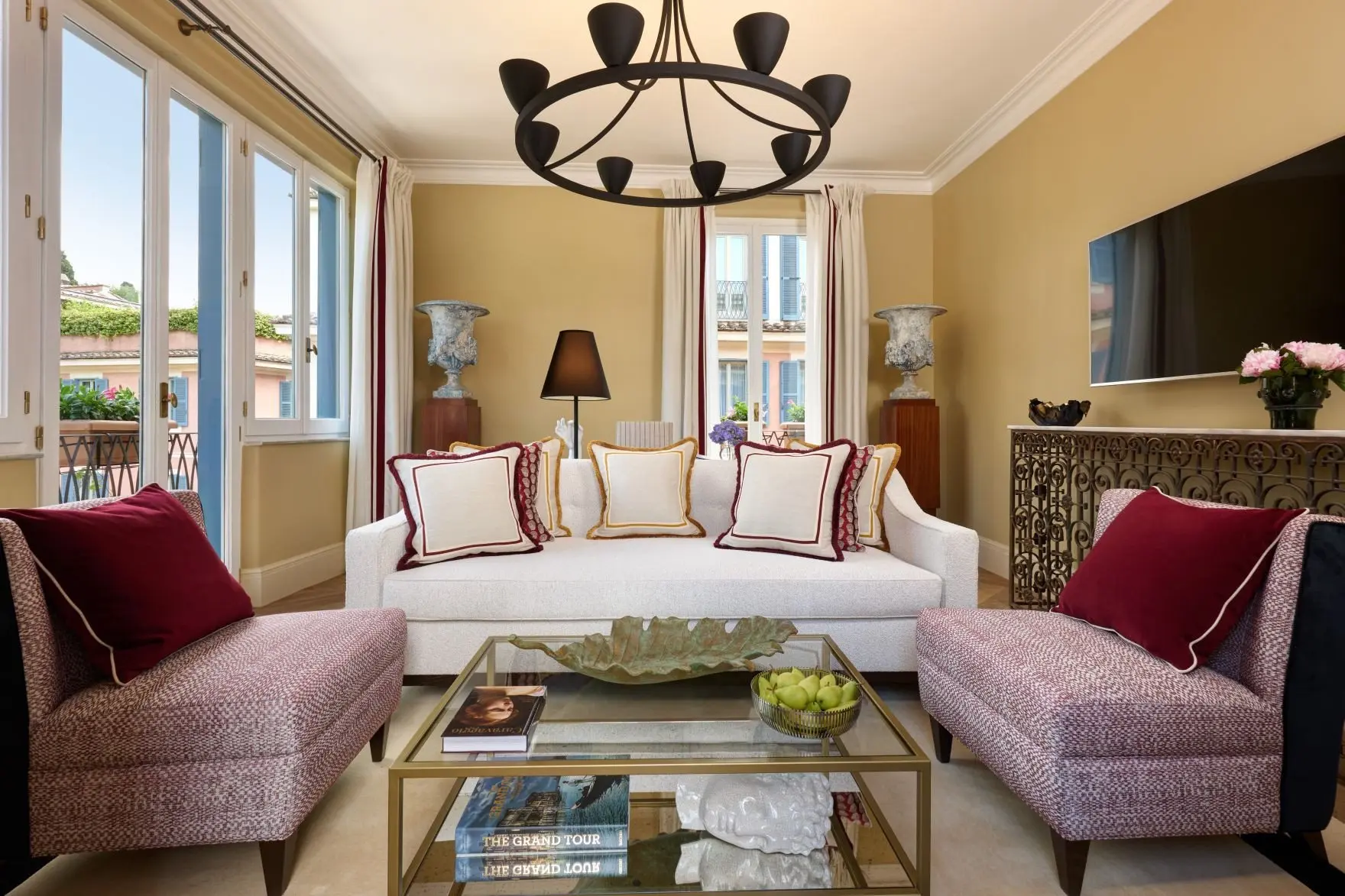 14 RFH Hotel de Russie - Vaselli Suite #501 45513 JG Jun 24