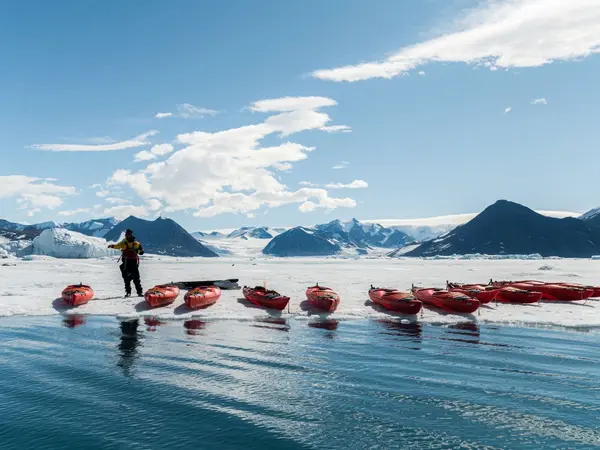 2_Antarctique_Activite_Kayak_SJORGREN_RomainFarge