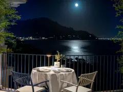 Alici restaurant Terrace