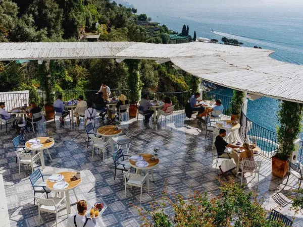 Foto worldofferryBreakfast