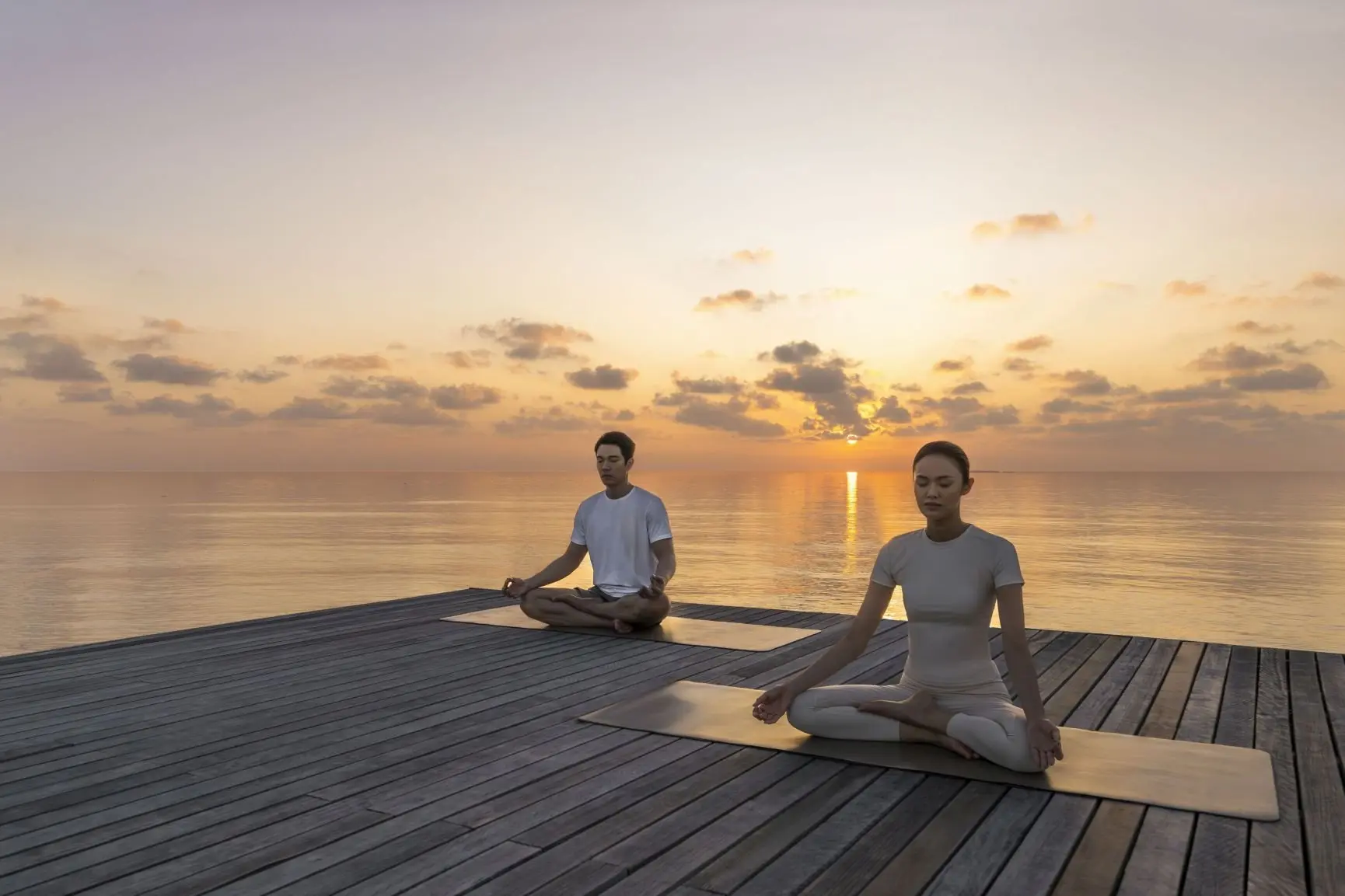 AK_MLEHP_Pavillion_Overwater_Meditation_Sunries