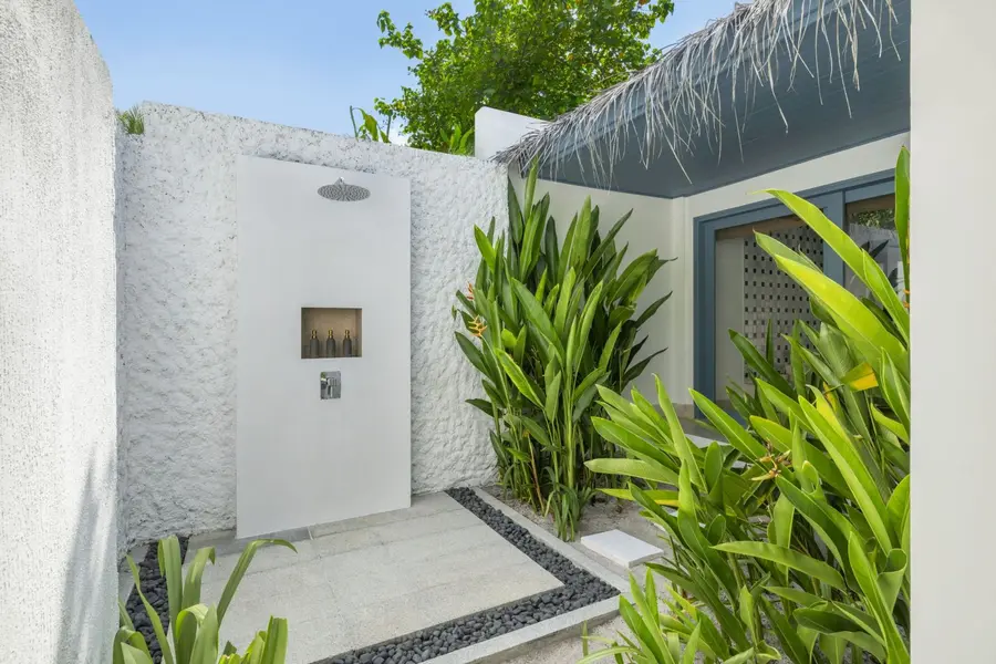 AK_MLEHP_Island Villa (11)-  Outdoor Shower_01
