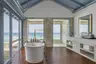 AK_MLEHP_Overwater_Villa_Bathroom