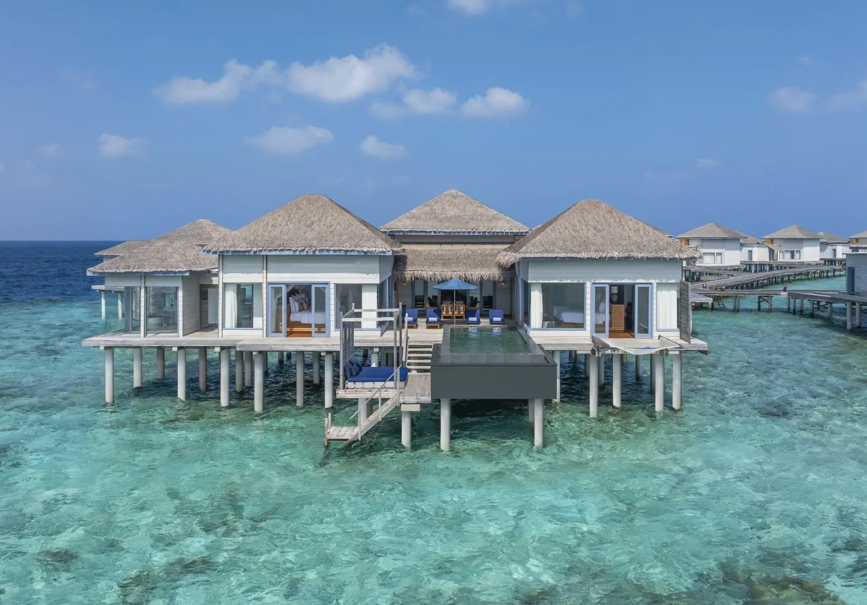 AK_MLEHP_Overwater_Two_Bedrooms_Exterior
