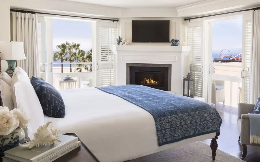 Shutters_PacificSuites_745_Bedroom-0041-Edit_v5