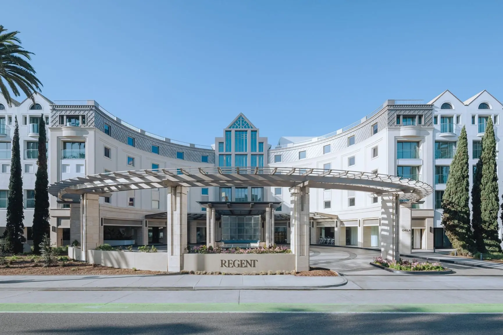 Regent Santa Monica Beach Porte Cochere (4)