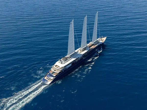 ORIENT EXPRESS_SAILINGYACHTS_CORINTHIAN_EXTERIOR