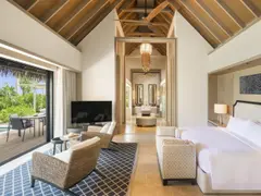 2. King Beach Villa Bedroom