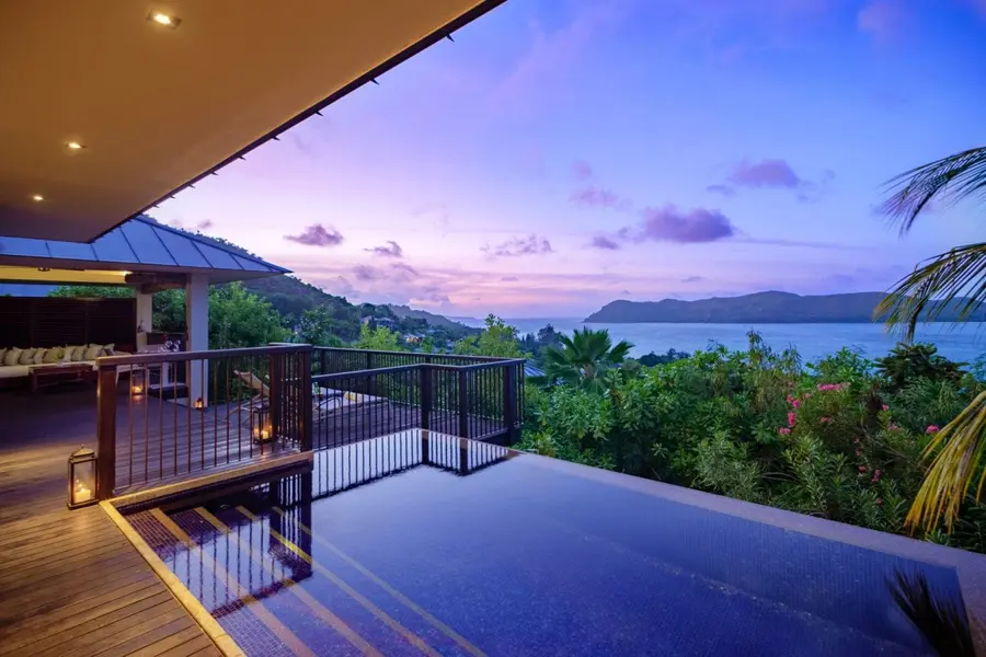 One-Bedroom-Panoramic-Villa-Terrace_edit