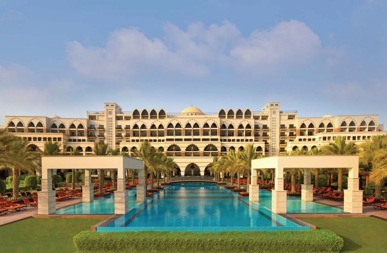 Jumeirah-Zabeel-Saray-Hotel-exterior-daylight-swimming-pool-