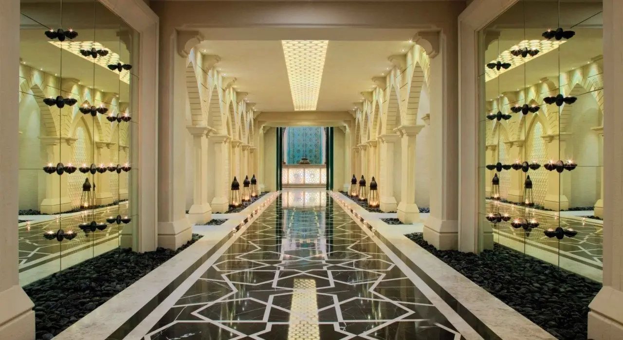 Jumeirah-Zabeel-Saray-Talise-Ottoman-Spa-Entrance-Hallway1