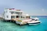 02_Three-Bedroom-Water-Retreat-Yacht_edit