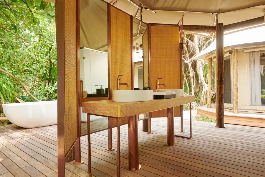 TENTED-JUNGLE-VILLA-BATHROOM_edit