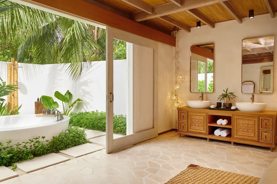 DELUXE-BEACH-SUNSET-VILLA-OUTDOOR-BATHROOM_edit