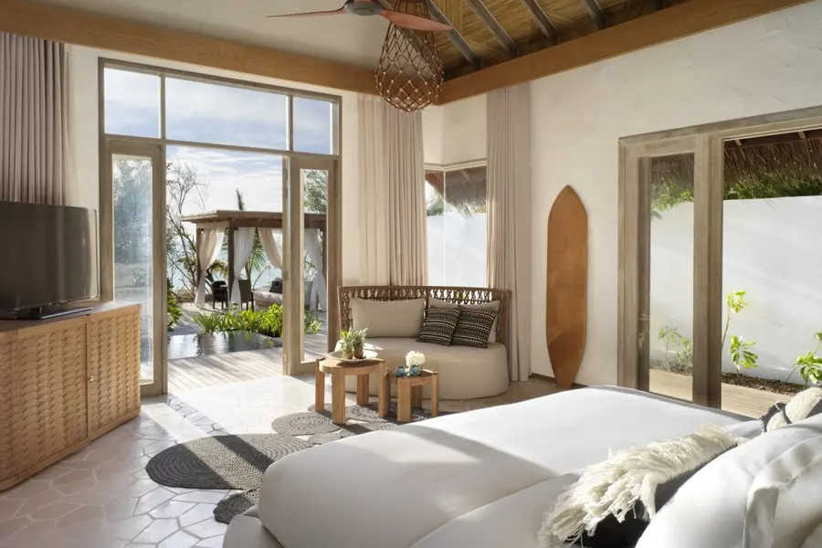 DELUXE-BEACH-SUNSET-VILLA-BEDROOM.2_edit