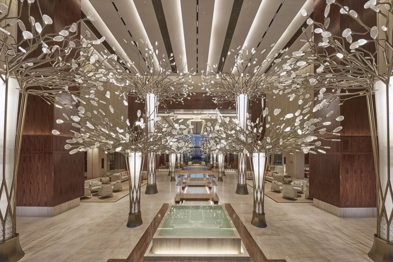 Mandarin-Oriental-Jumeira-Dubai-Lobby-L_edit