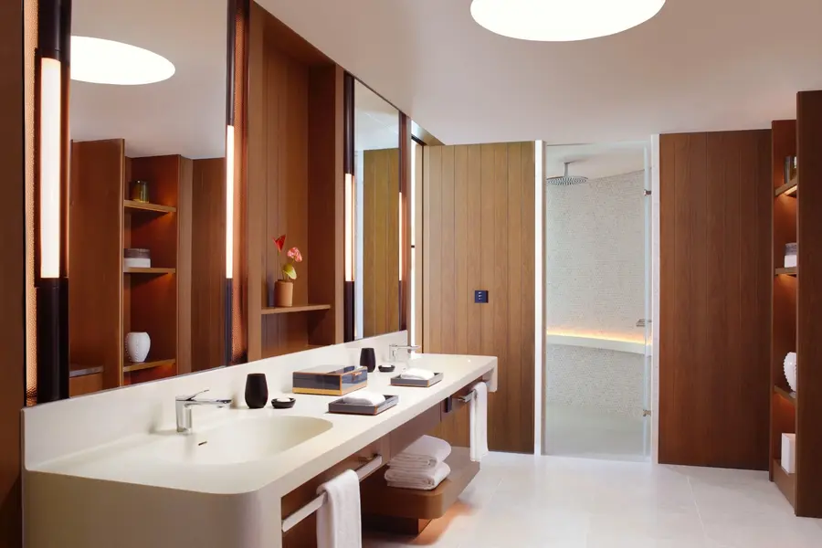 The-Ritz-Carlton-Maldives-Fari-Islands-Villa-bathroom_edit-1