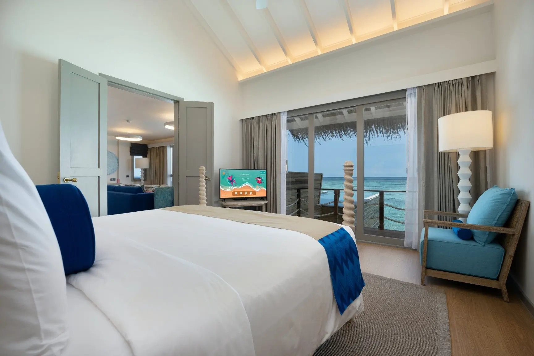 03_Two-Bedroom-Lagoon-Pool-Villa-with-Slide-Master-Bedroom_edit