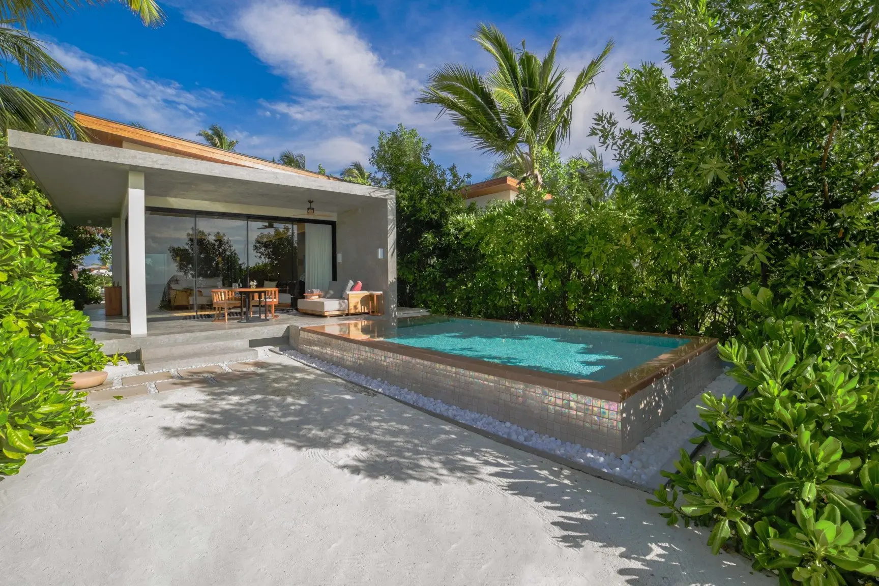 03_Beach-Villa-with-Private-Pool_edit